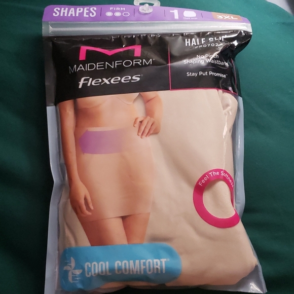 Maidenform Intimates & Sleepwear Maidenform Flexees Half Slipfirm